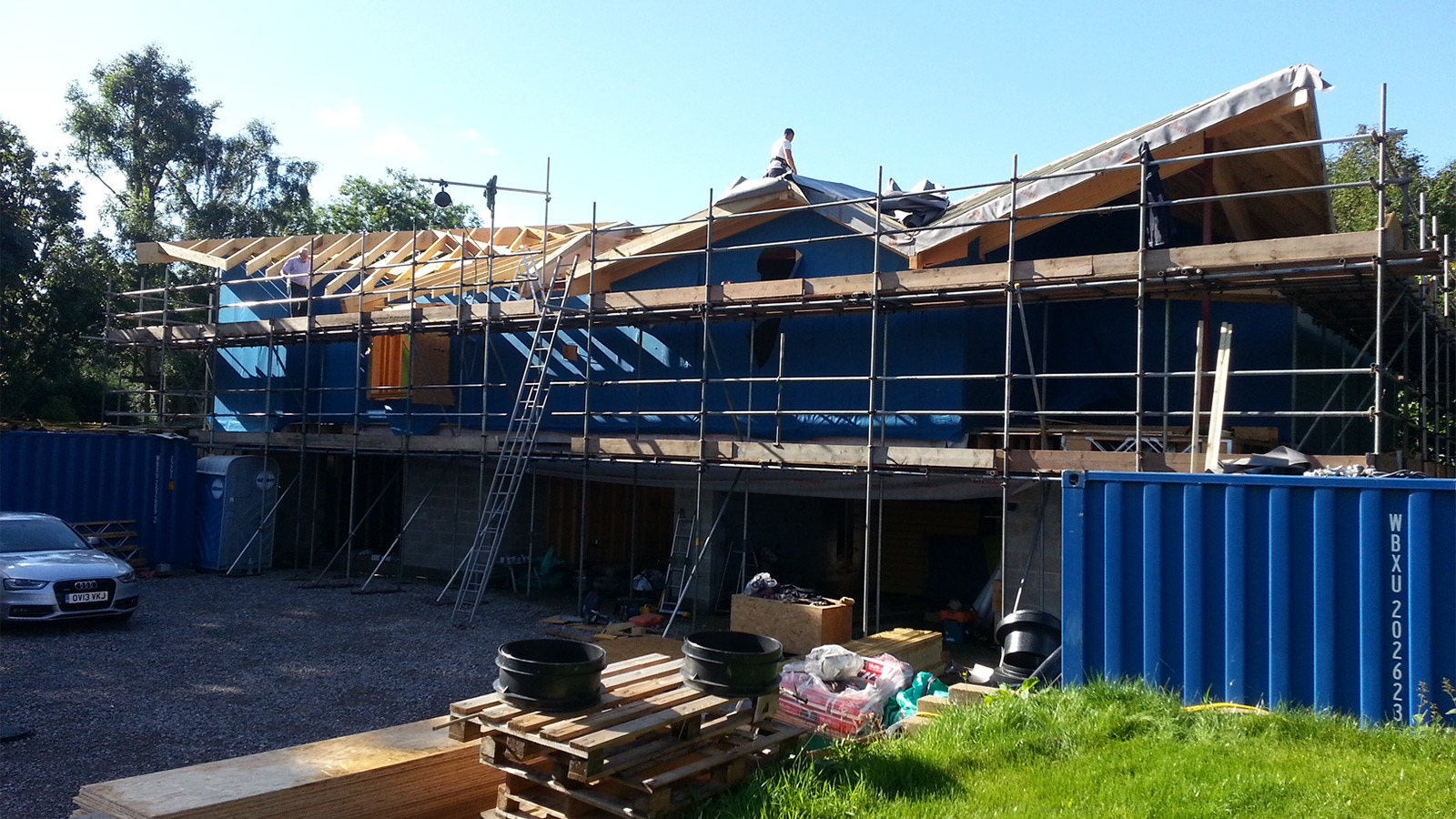 Modern Home With Rolling Roof - Maresfield - 02