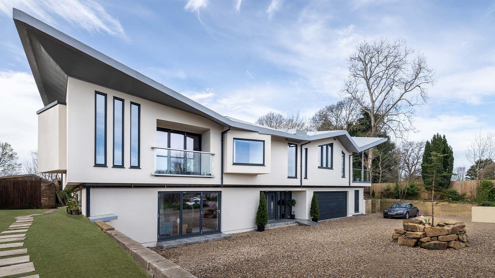 Modern Home With Rolling Roof - Maresfield - 04