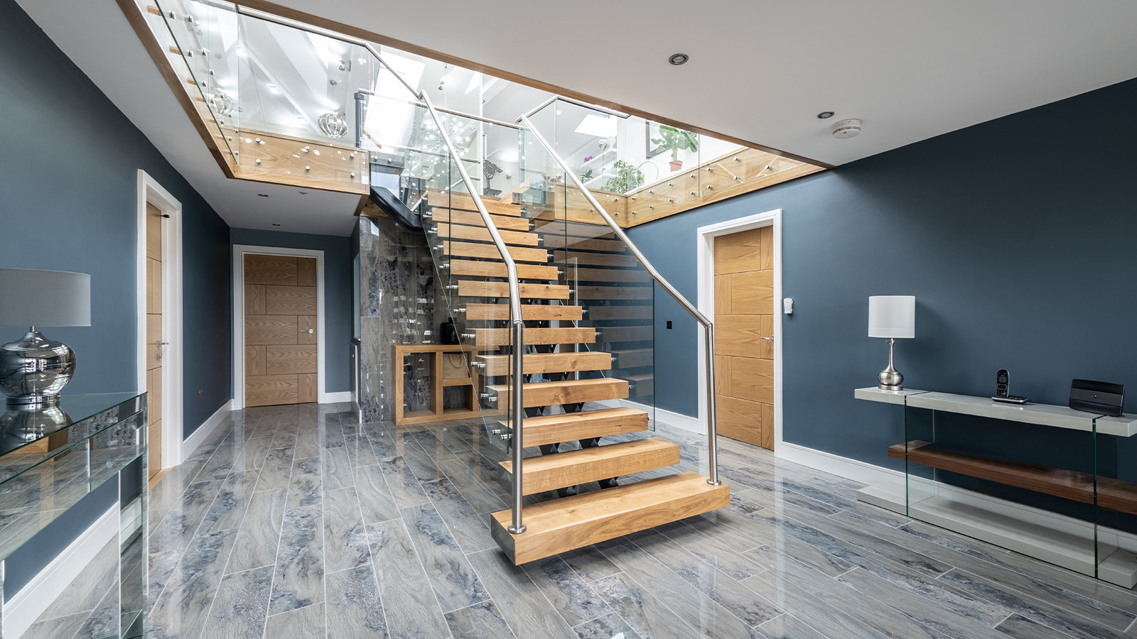 Modern Home With Rolling Roof - Maresfield - 05